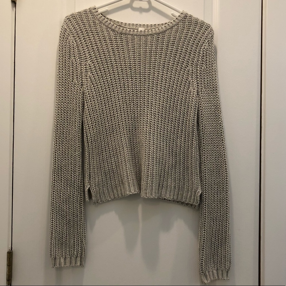 Aeropostal Gray crew neck sweater